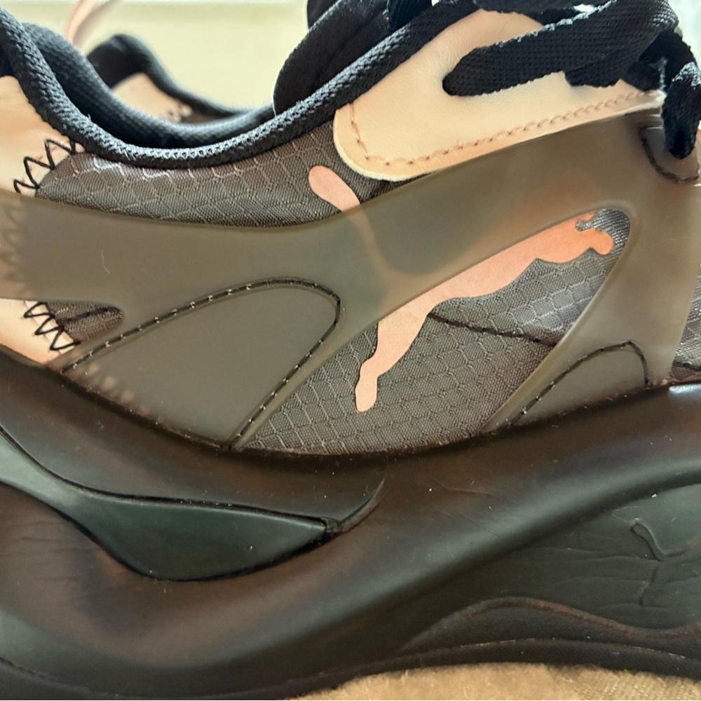 Puma Women’s Rise Sneakers in “Black Rosewater” EUC 6.5 Athletic Sport Pink Y2K - Picture 7 of 9